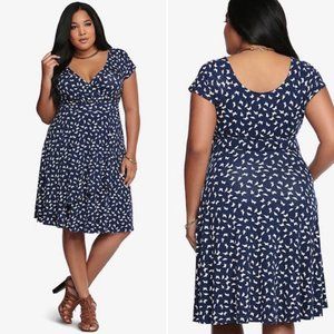 NWT Butterfly Faux Wrap summer Dress, Torrid Size 3/Equivalent size 3X